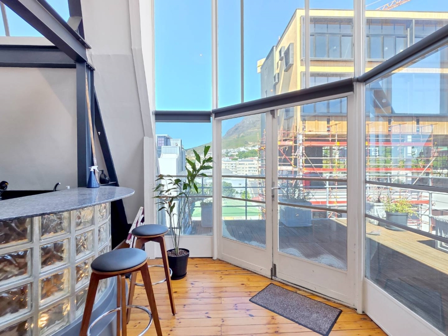 1 Bedroom Property for Sale in Cape Town City Centre Western Cape